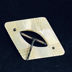 Victorian Mother Of Pearl Diamond Shaped Sash Clip